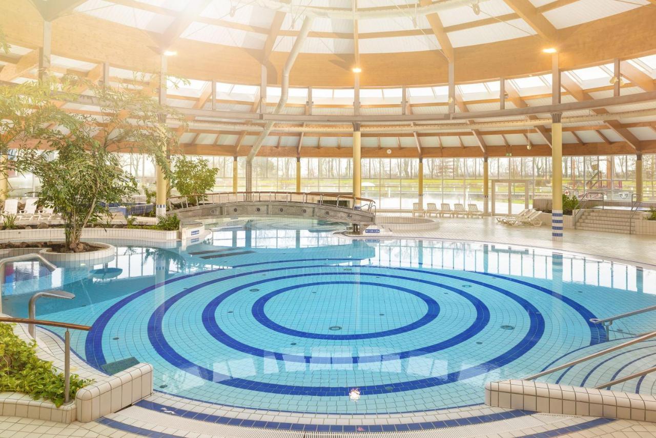 Schicke Fewo Mit Terrasse, Gratis Nutzung Vom Ahoi Erlebnisbad Und Sauna In Sellin - Haus De Niege Wech Fewo 02 Тіссов Екстер'єр фото