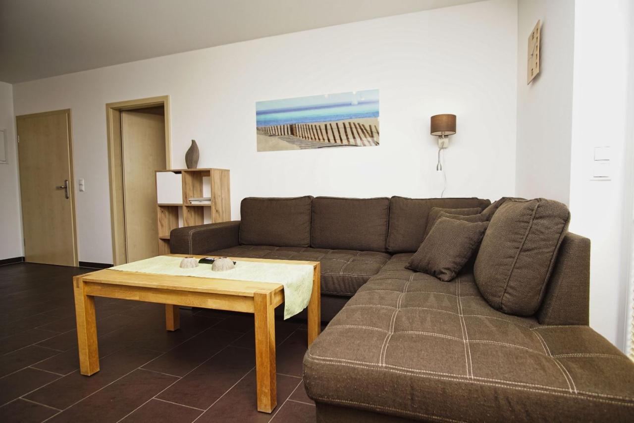 Schicke Fewo Mit Terrasse, Gratis Nutzung Vom Ahoi Erlebnisbad Und Sauna In Sellin - Haus De Niege Wech Fewo 02 Тіссов Екстер'єр фото