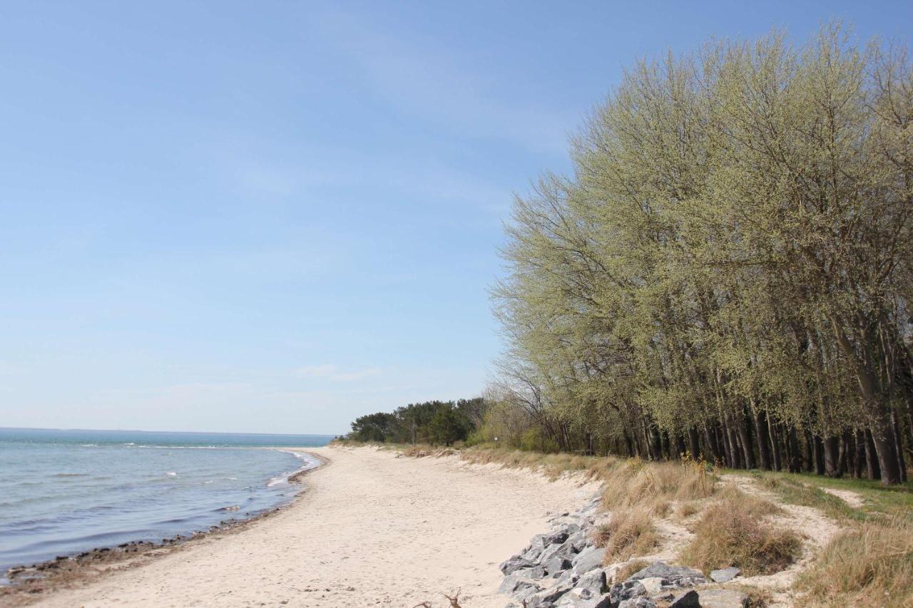 Schicke Fewo Mit Terrasse, Gratis Nutzung Vom Ahoi Erlebnisbad Und Sauna In Sellin - Haus De Niege Wech Fewo 02 Тіссов Екстер'єр фото