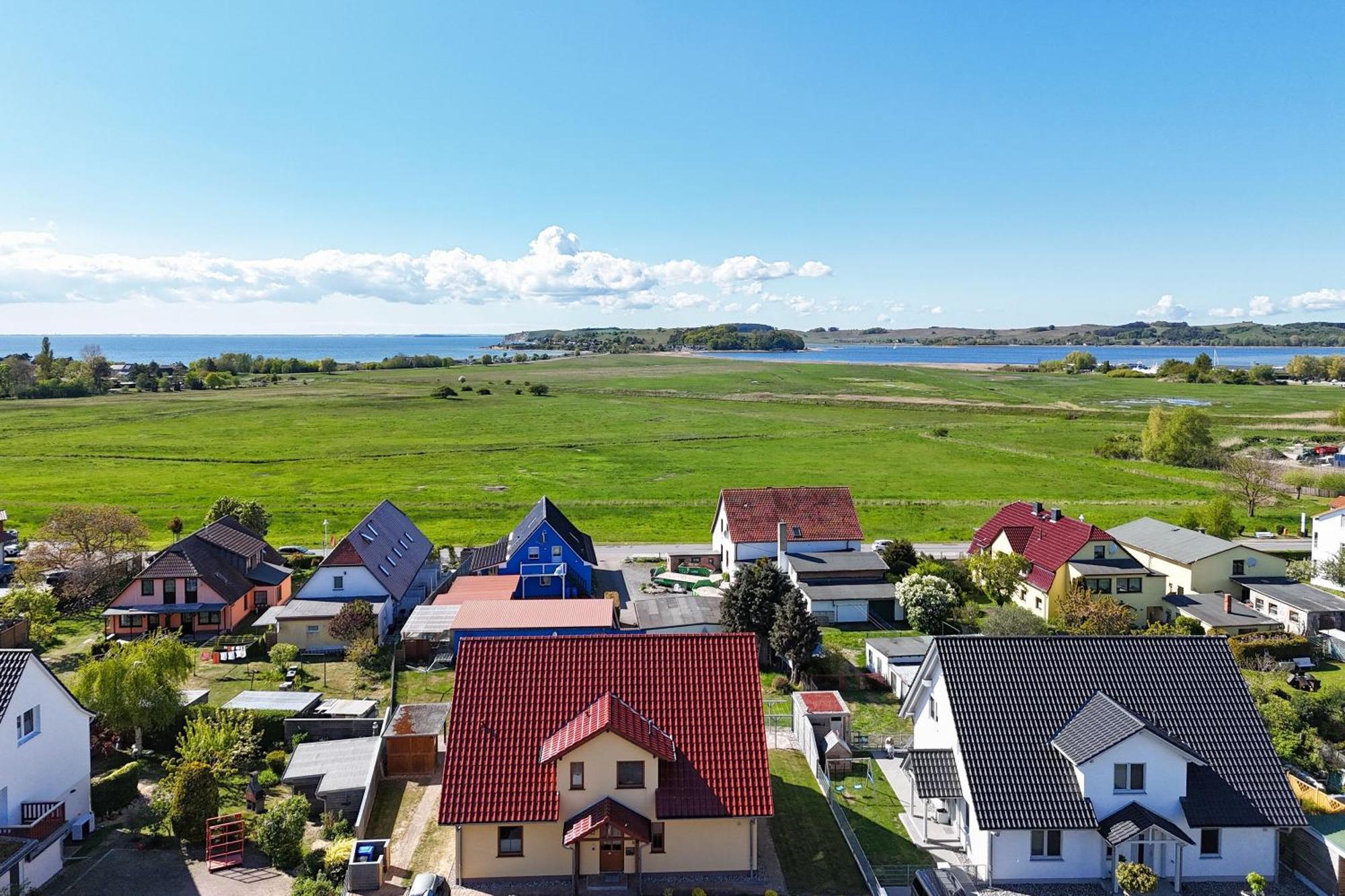 Schicke Fewo Mit Terrasse, Gratis Nutzung Vom Ahoi Erlebnisbad Und Sauna In Sellin - Haus De Niege Wech Fewo 02 Тіссов Екстер'єр фото